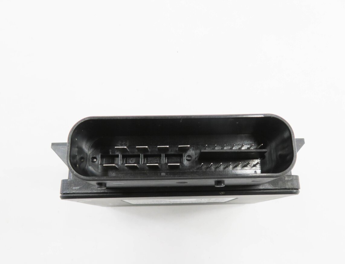 Thumbnail 6: 11-19 BMW 528i 535i 550i 640i 650i M5 M6 X3 X4 - PARKING BRAKE CONTROL MODULE