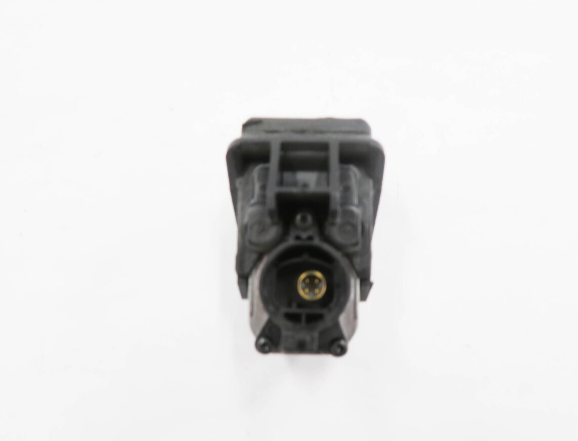 Thumbnail 6: 2009-2018 BMW 2 / 3 / 4 / 5 / 7 / M5 / X3 / X5 / X6 SERIES BACKUP REVERSE CAMERA