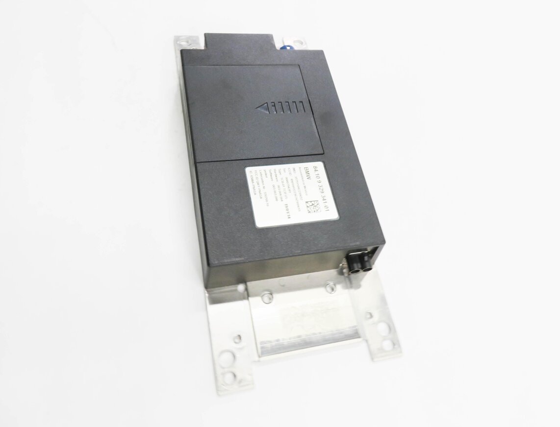 Thumbnail 4: 2014 BMW 535D (F10) BLUETOOTH CONTROL MODULE