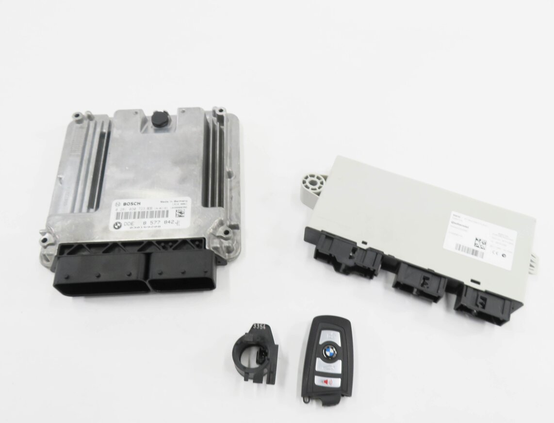 Thumbnail 2: 2014 BMW 535D (F10) AWD - 3.0L N57 DIESEL ENGINE DME DDE CAS 4 MODULE KEY SET