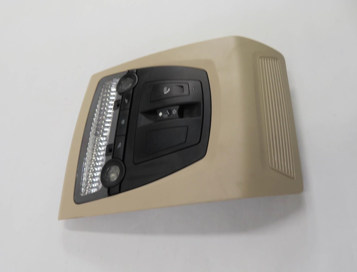 Thumbnail 3: 2014 BMW 535D (F10) FRONT DOME LIGHT MAP READING COURTESY LIGHT LAMP (BEIGE)