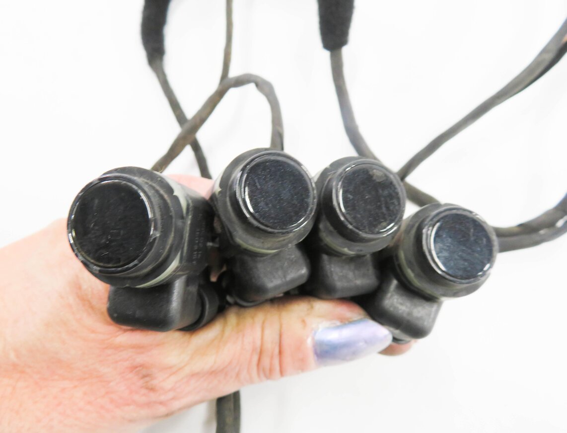 Thumbnail 5: 2014 BMW 535D (F10) REAR PDC PARK DISTANCE SENSOR SET w/ HARNESS (BLACK 475)