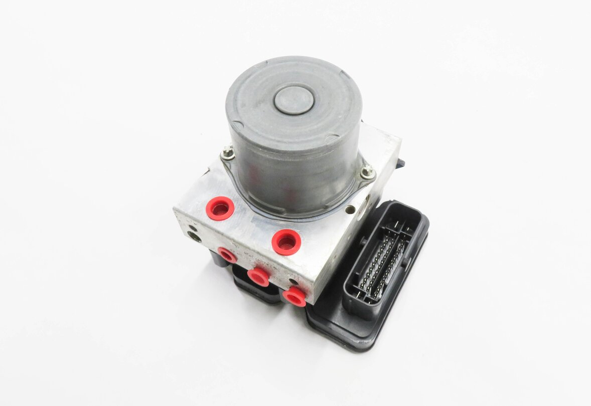2015-2017 MERCEDES E250 E300 E350 E550 CLS 400 CLS550 - ABS ANTI LOCK BRAKE PUMP