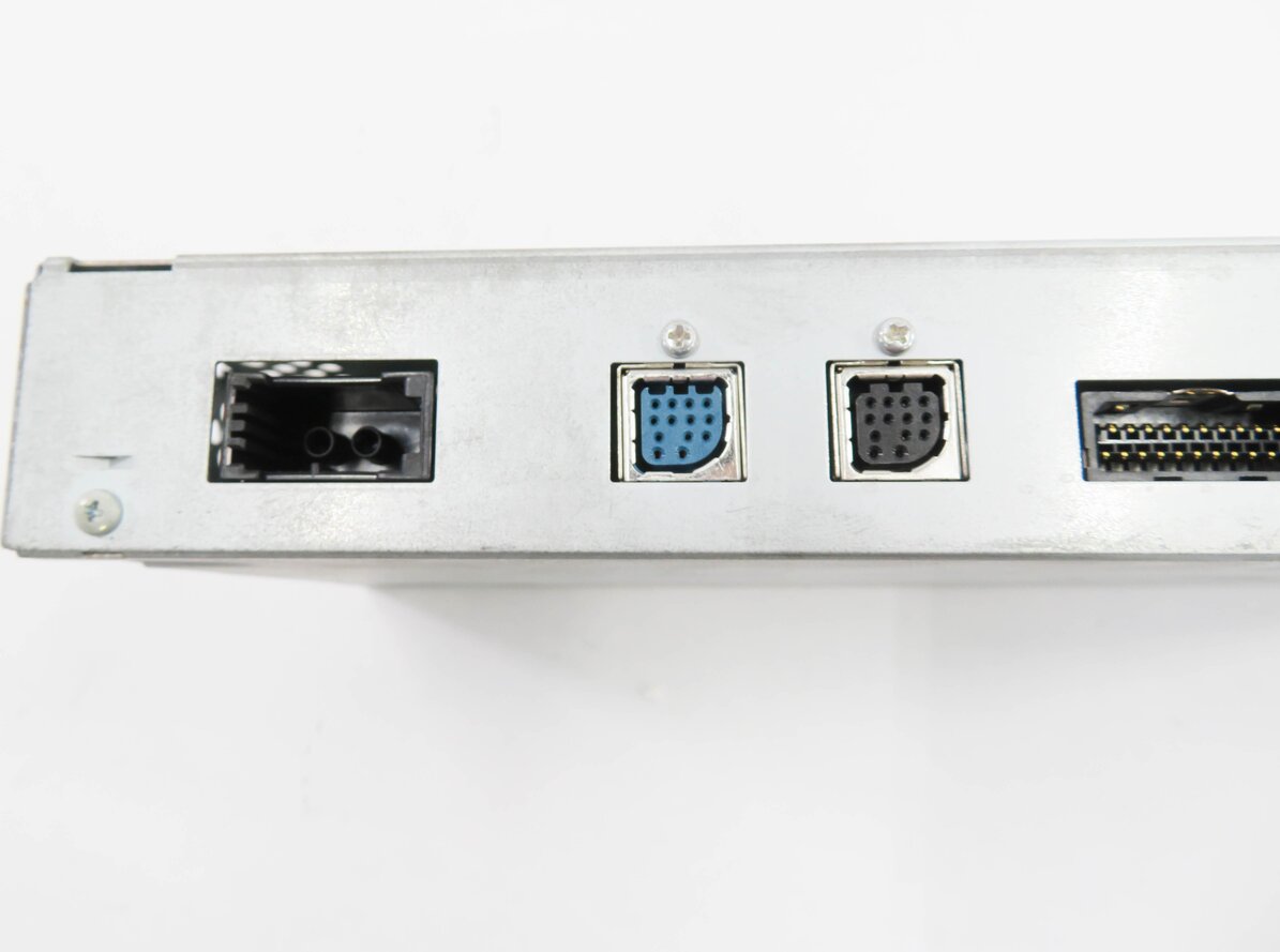 Thumbnail 6: 2007 RANGE ROVER (L322) REAR ENTERTAINMENT VIDEO CONTROL MODULE