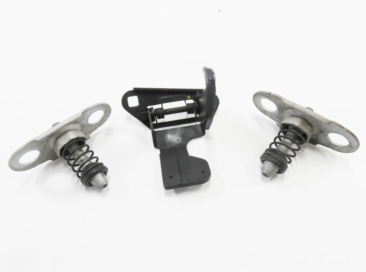 Thumbnail 2: 2007 RANGE ROVER (L322) FRONT HOOD SAFETY LATCH SPRING SET-3