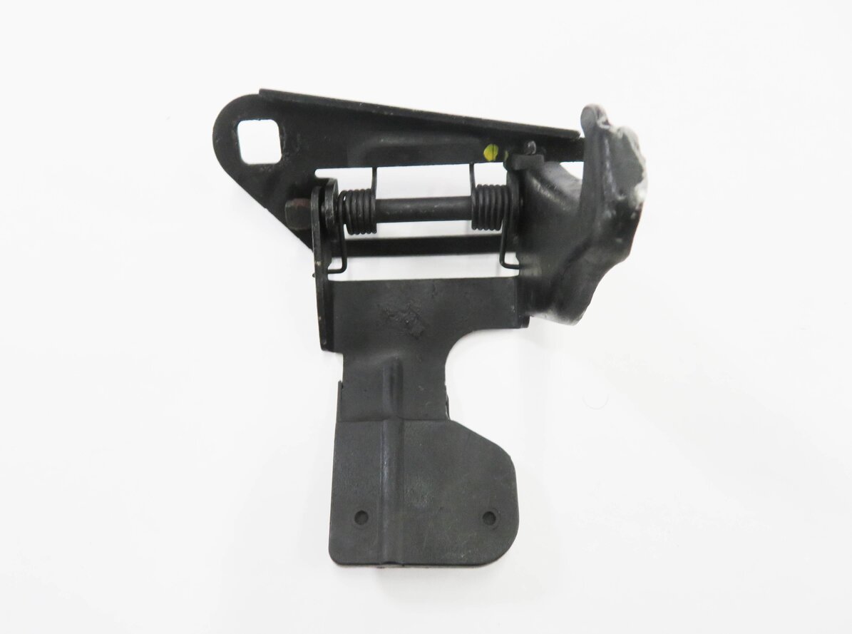 Thumbnail 8: 2007 RANGE ROVER (L322) FRONT HOOD SAFETY LATCH SPRING SET-3