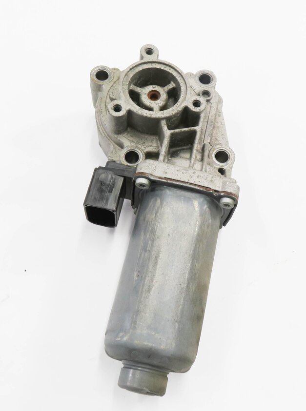 Thumbnail 2: 05-16 LR3 LR4 / RANGE ROVER SPORT (L320 L322) TRANSFER CASE ELECTRIC SHIFT MOTOR