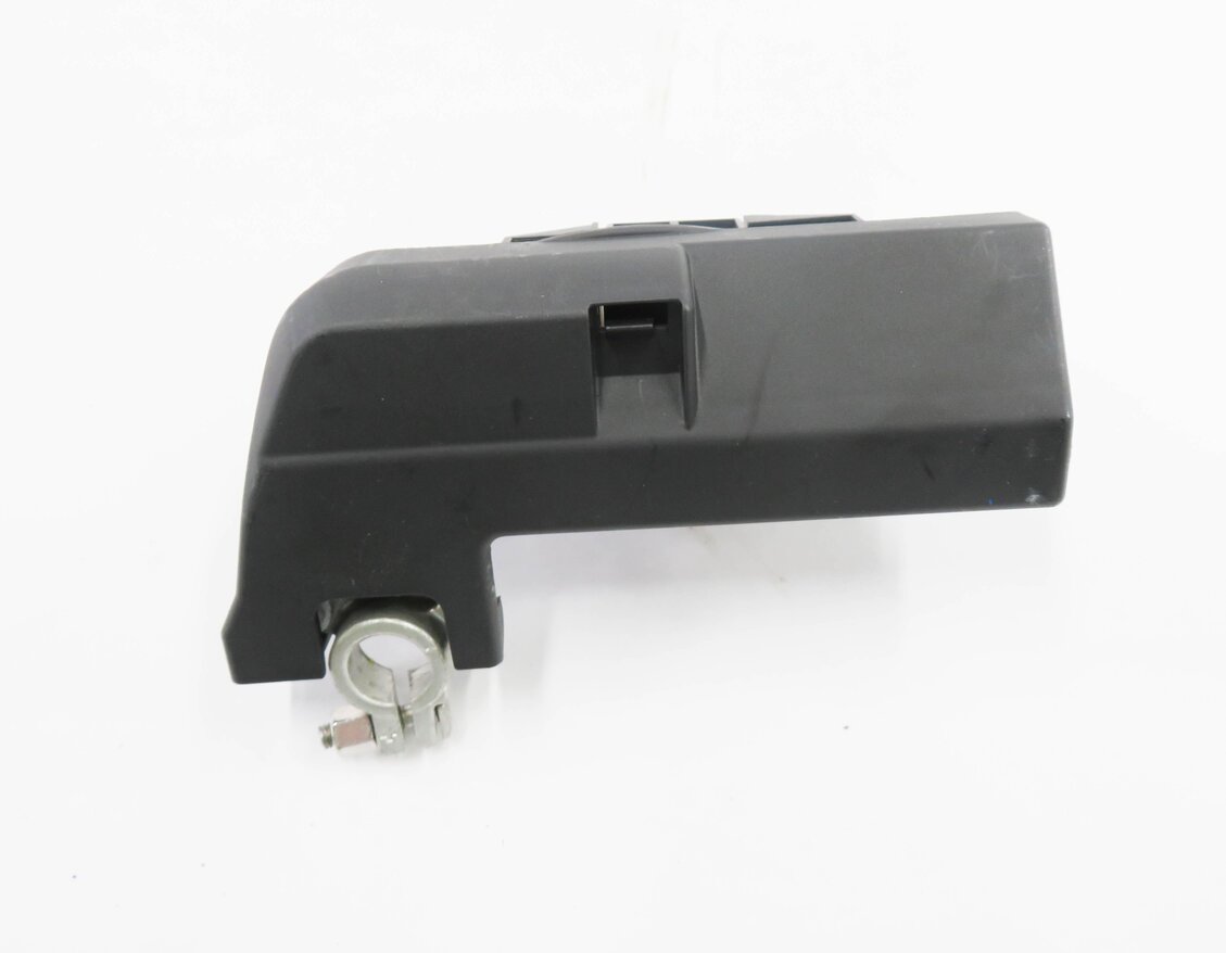 Thumbnail 2: 2012 AUDI A6 (C7) POSITIVE BATTERY TERMINAL OVERLOAD PROTECTION MODULE