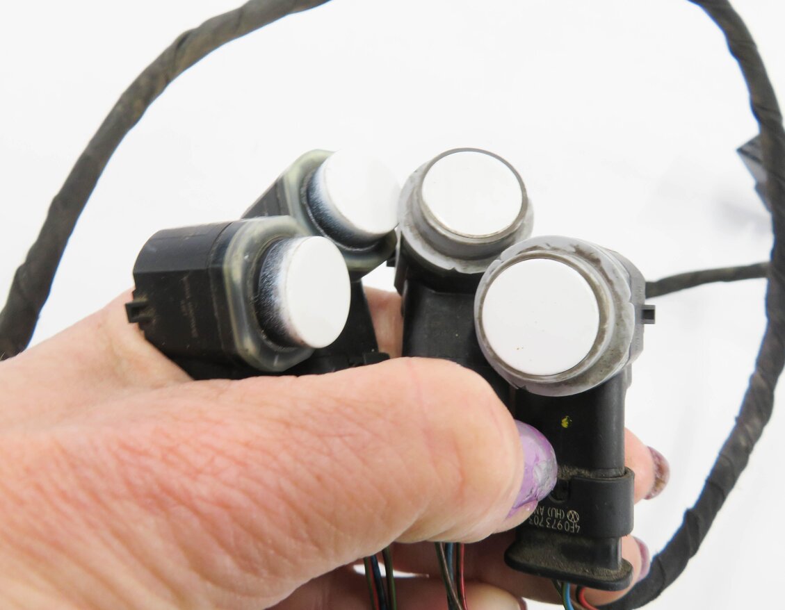 Thumbnail 6: 2012 AUDI A6 (C7) REAR PDC PARK DISTANCE SENSOR SET-4 w/ HARNESS (IBIS WHITE T9)