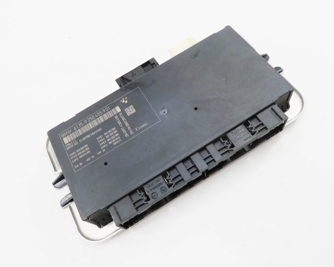 10-17 BMW 528i 535i 550i 650i 750i M5 X3 X6 - FRMIII BODY LIGHT CONTROL MODULE
