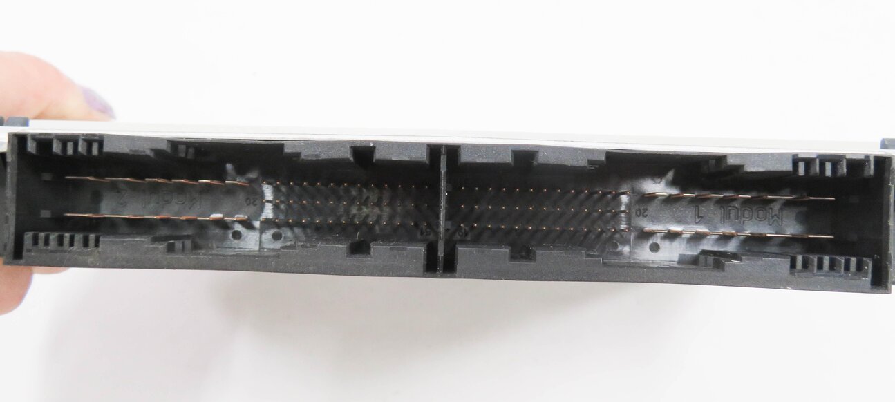 Thumbnail 7: 10-17 BMW 528i 535i 550i 650i 750i M5 X3 X6 - FRMIII BODY LIGHT CONTROL MODULE