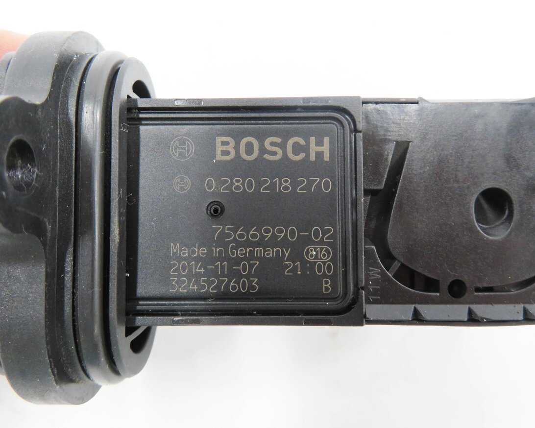 Thumbnail 7: 06-14 BMW 550i 750i 650i X5 X6 (E60 E70 E71 F01 F10) V8 MASS AIR FLOW SENSOR MAF