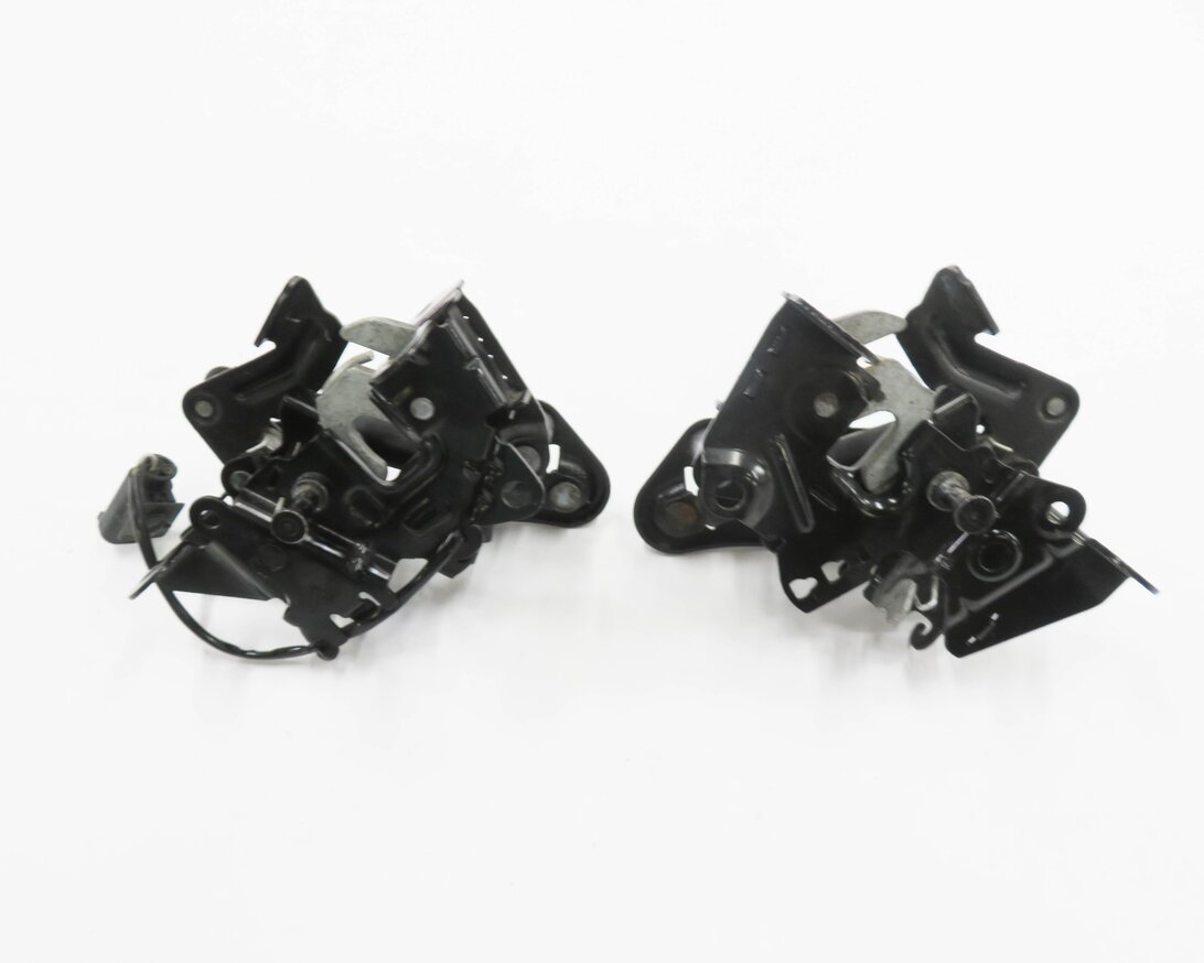 2012 BMW 750i (F01) FRONT LOWER HOOD LOCK LATCH SET-2