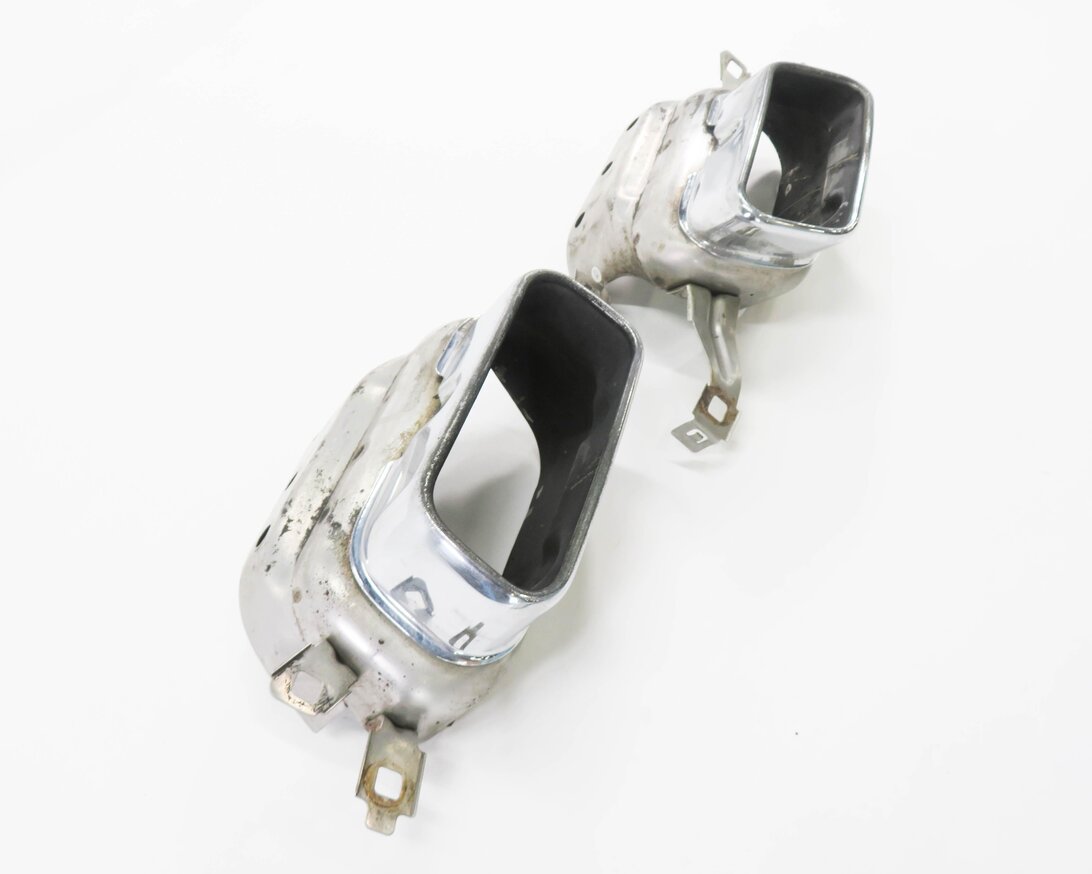 Thumbnail 3: 2012 BMW 750i (F01) EXHAUST TIP SET
