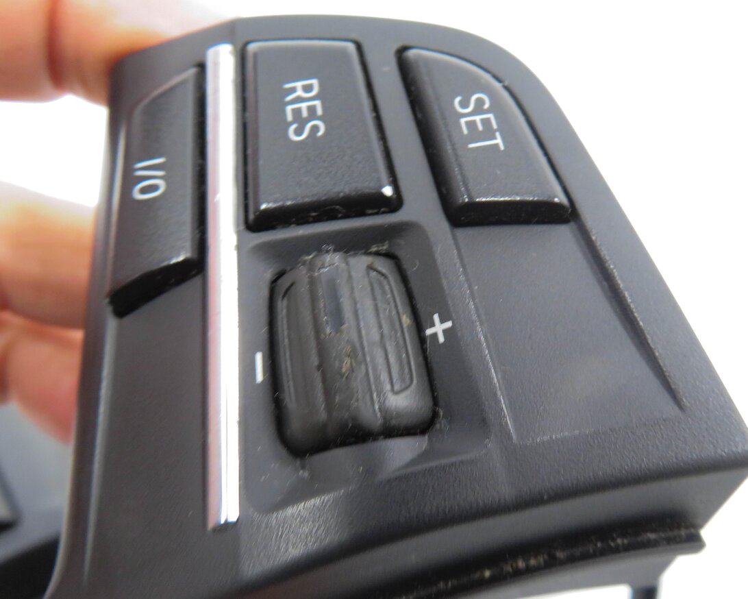 Thumbnail 9: 2012 BMW 750i (F01) WHEEL SWITCH BUTTON SET-2