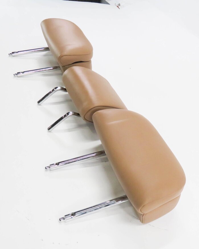 Thumbnail 3: 2012 BMW 750i (F01) REAR SEAT HEADREST SET-3 (SADDLE BROWN LEATHER NAD5)