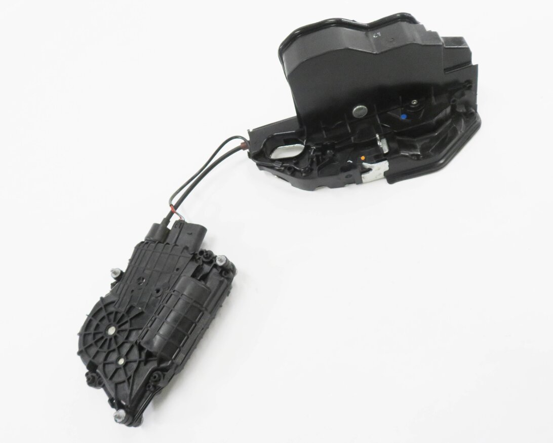 2011-2015 BMW 740i 750i 760i (F01) LEFT SIDE REAR DOOR LOCK LATCH (SOFT CLOSE)