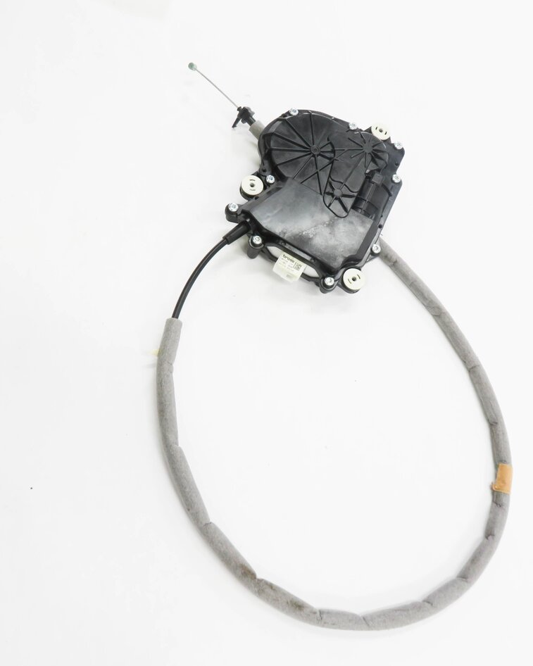 Thumbnail 2: 2012 BMW 750i (F01) REAR TRUNK SOFT CLOSE ACTUATOR MOTOR