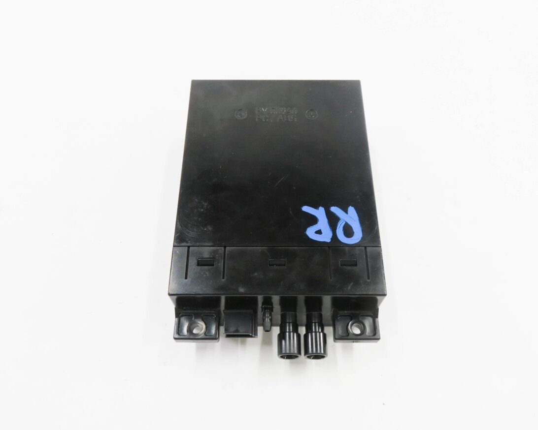 Thumbnail 2: 2012 BMW 750i (F01) RIGHT REAR SEAT MASSAGE PUMP MOTOR