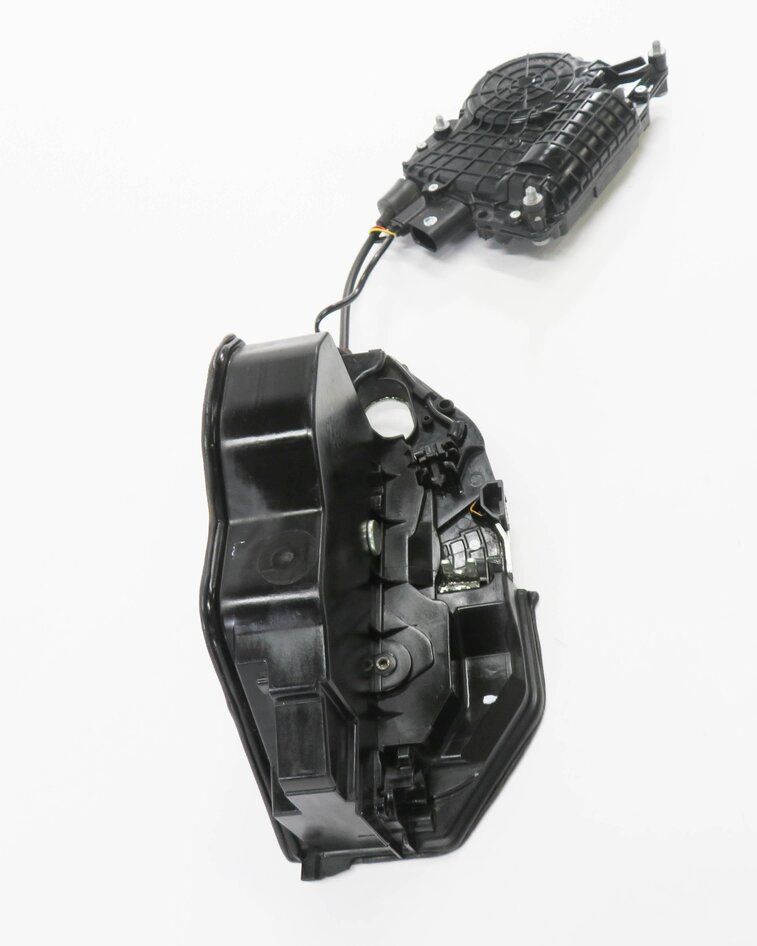 Thumbnail 4: 2011-2015 BMW 740i 750i 760i (F01) RIGHT SIDE REAR DOOR LOCK LATCH (SOFT CLOSE)