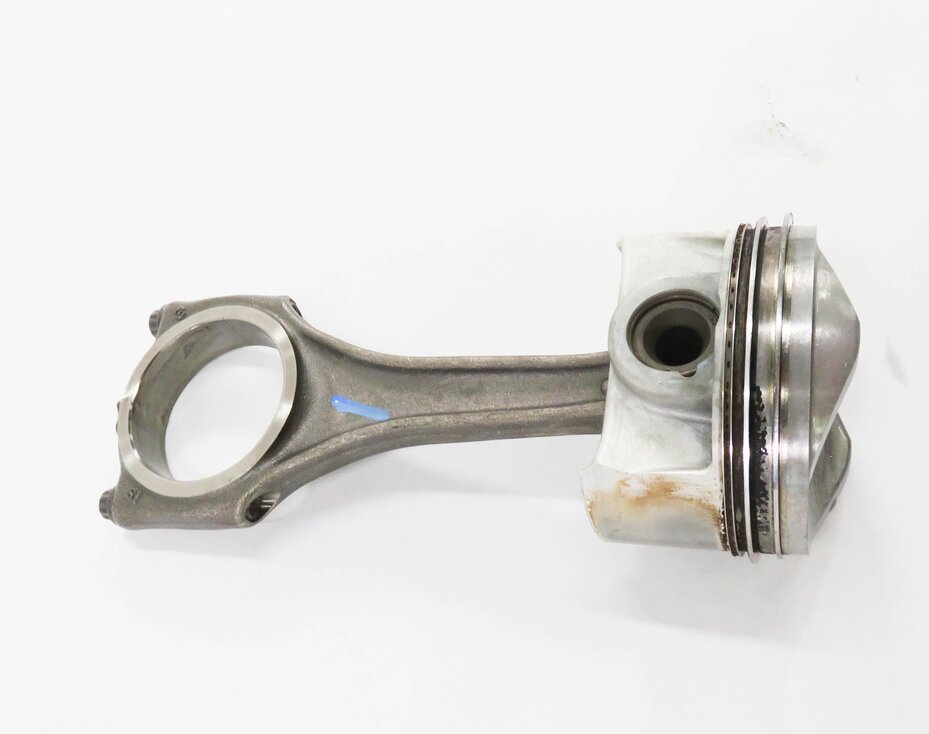 Thumbnail 3: 2011-2018 PORSCHE CAYENNE PANAMERA (958 970 G1) 3.0L - LEFT ENGINE PISTON w/ ROD