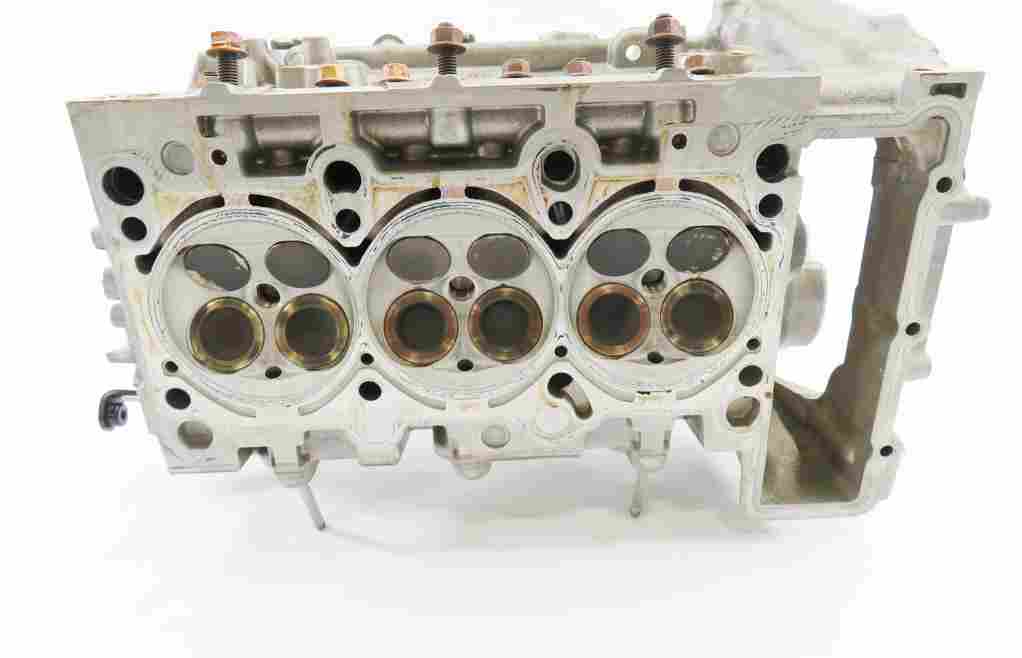 Thumbnail 7: 11-18 PORSCHE CAYENNE PANAMERA (958 970) 3.0L HYBRID ENGINE - LEFT CYLINDER HEAD