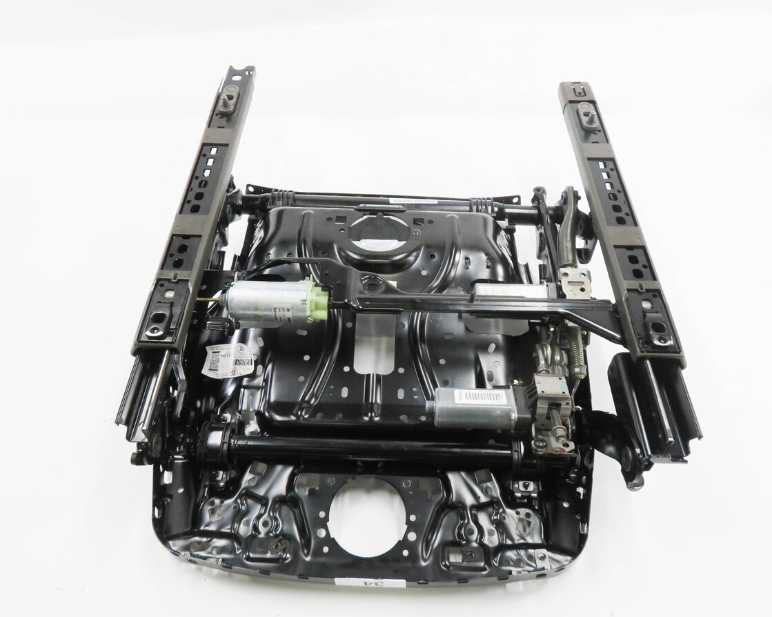Thumbnail 8: 2016 PORSCHE CAYENNE (958) RIGHT FRONT PASSENGER SEAT TRACK w/ MOTORS