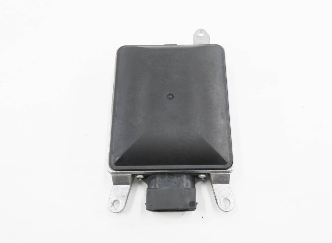 Thumbnail 2: 2011-2016 PORSCHE CAYENNE (958) LEFT DRIVER REAR BLIND SPOT RADAR MODULE