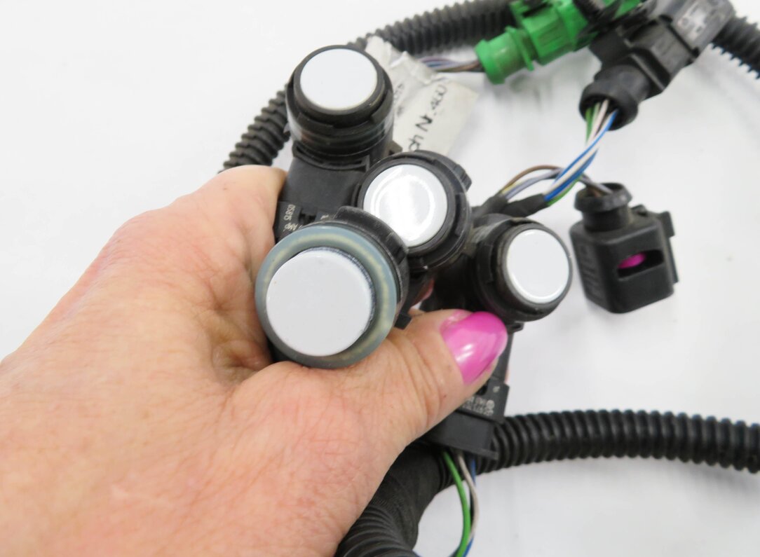 Thumbnail 6: 2016 PORSCHE CAYENNE (958) REAR PDC PARK DISTANCE SENSOR SET w/ HARNESS (WHITE)