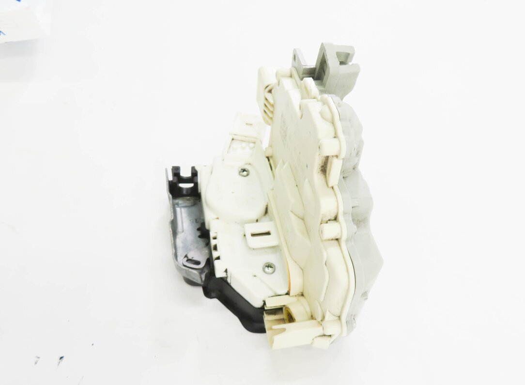 Thumbnail 4: 09-18 AUDI / PORSCHE - A4 A5 Q5 S4 TT CAYENNE PANAMERA TOURAEG DRIVER DOOR LATCH