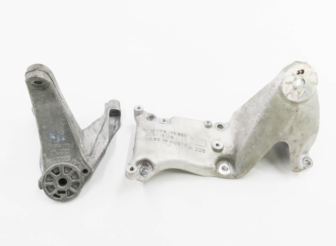 Thumbnail 2: 2016 PORSCHE CAYENNE E-HYBRID (958) 3.0L CGFA M06.EC ENGINE MOUNT BRACKET SET