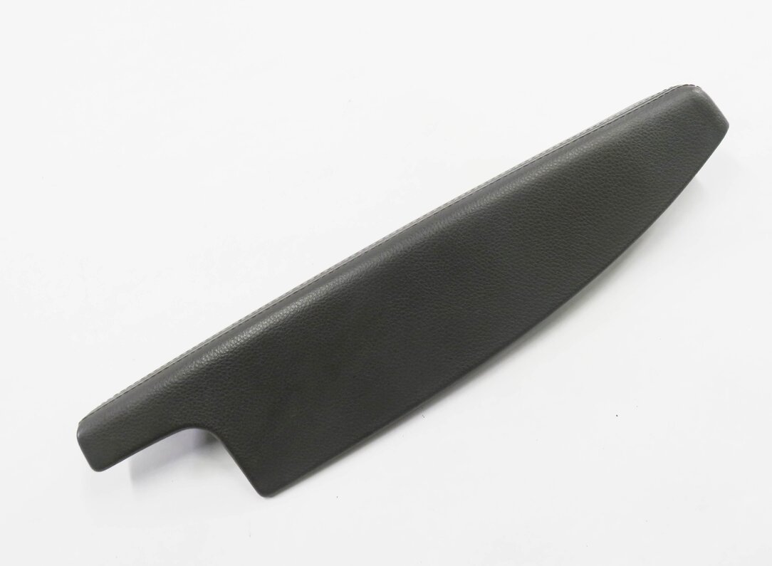 2016 PORSCHE CAYENNE (958) LEFT FRONT DRIVER DOOR ARM REST (AGATE GRAY MB)