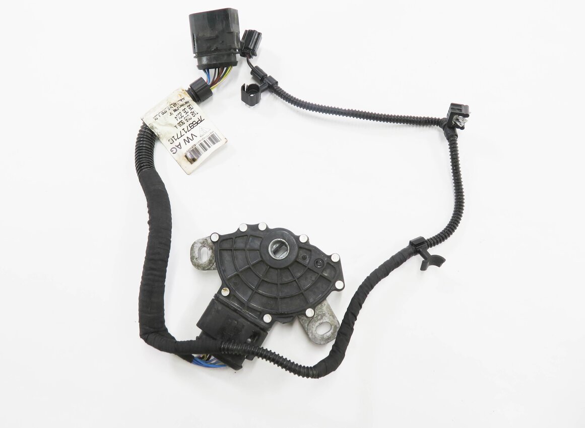 2016 PORSCHE CAYENNE E-HYBRID (958) A/T TRANSMISSION NEUTRAL SAFETY RANGE SWITCH