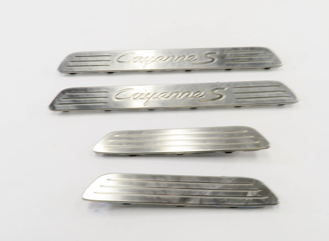 Thumbnail 2: 2016 PORSCHE CAYENNE (958) FRONT & REAR DOOR SILL SCUFF PANEL TRIM SET-4