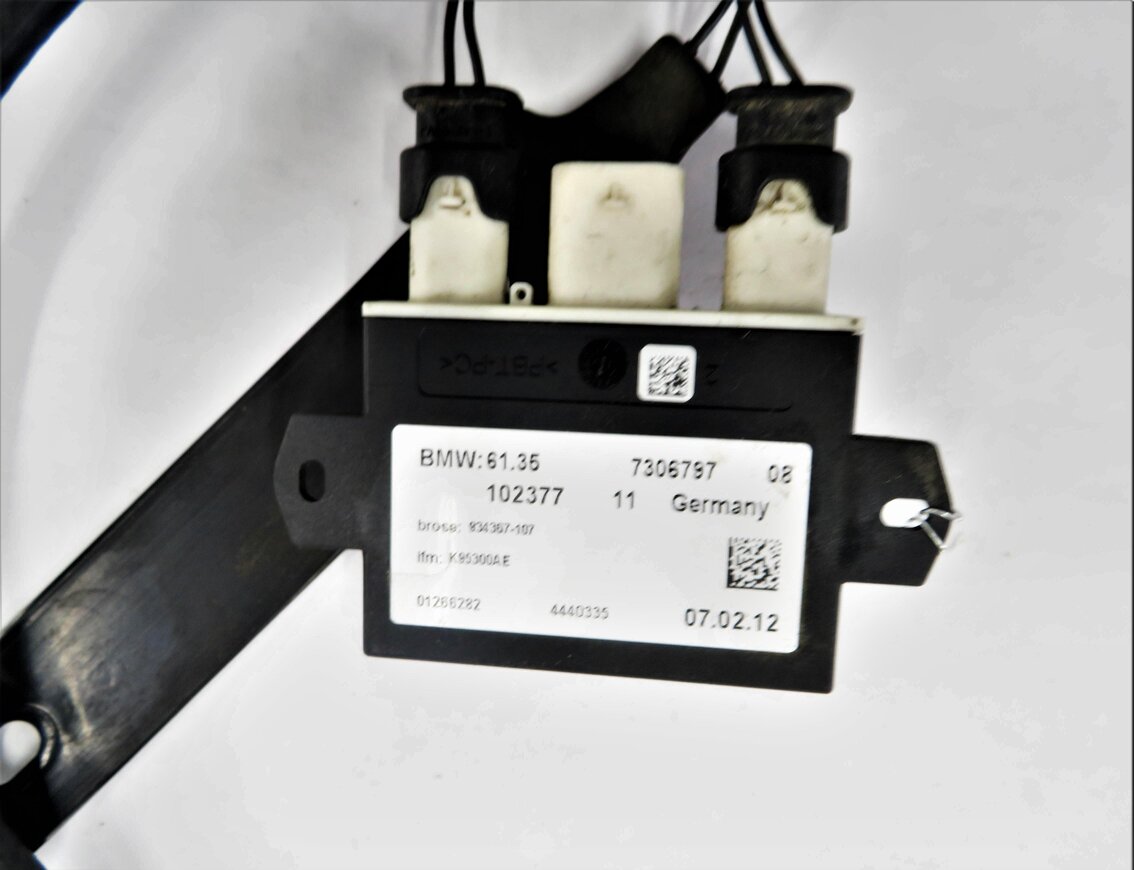 Thumbnail 7: 12-17 BMW 328i 335i 428i 435i 535i 550i 740i 750i 760i X3 X6 SMART OPENER MODULE