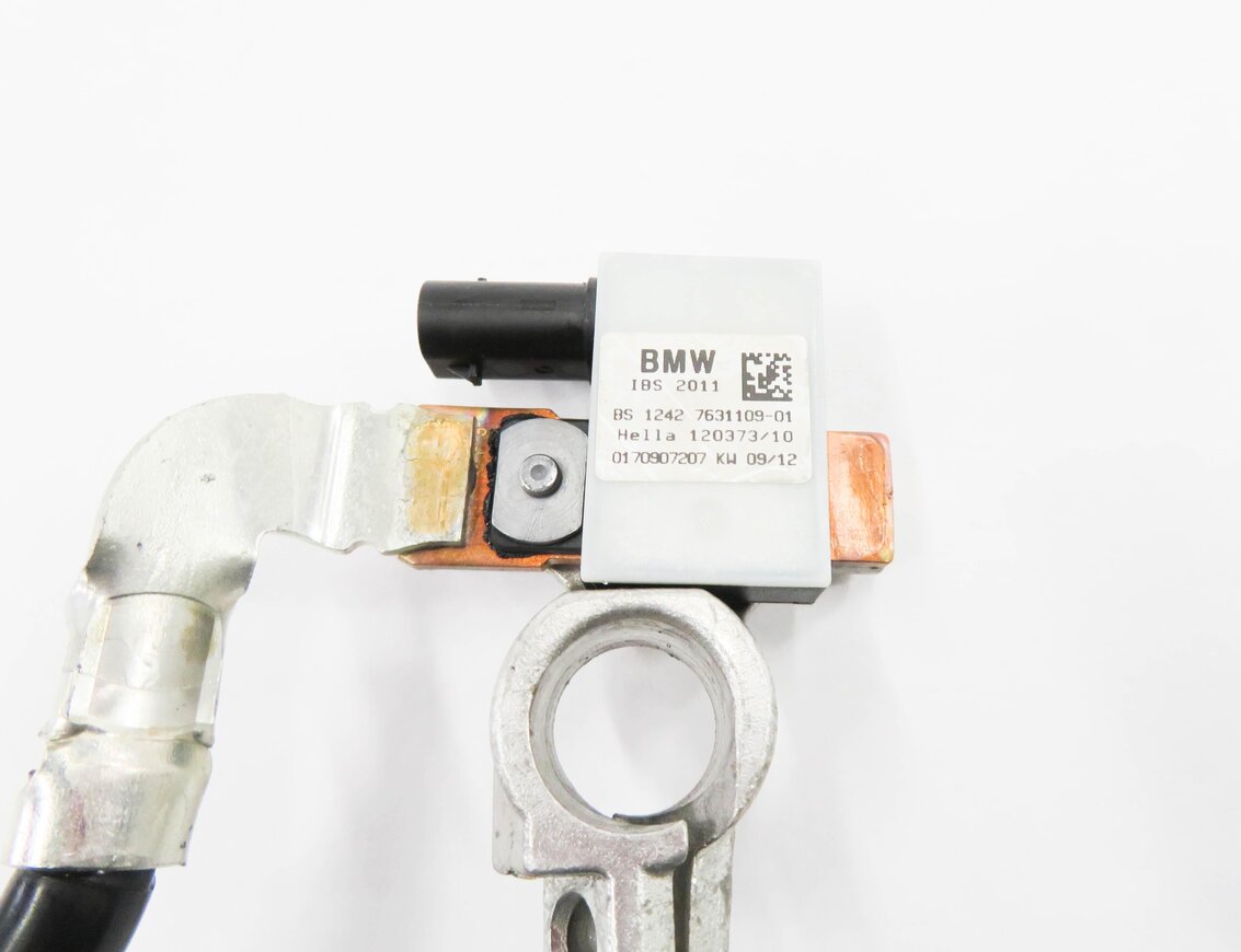 Thumbnail 6: 2012 BMW 328i (F30) NEGATIVE BATTERY CABLE