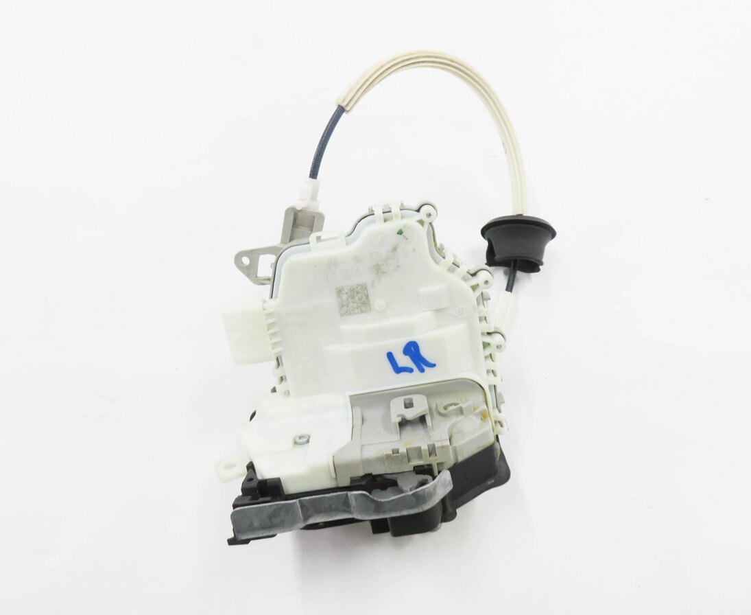 Thumbnail 2: 2010-2020 VW / PORSCHE - A3 A4 A8 S3 S4 Q5 MACAN PANAMERA - LEFT REAR DOOR LATCH