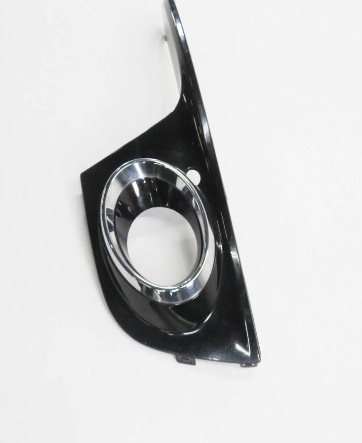Thumbnail 4: 2013-2016 AUDI Q5 (B8 8R) RIGHT FRONT PASSENGER FOGLIGHT LIGHT LAMP GRILLE TRIM