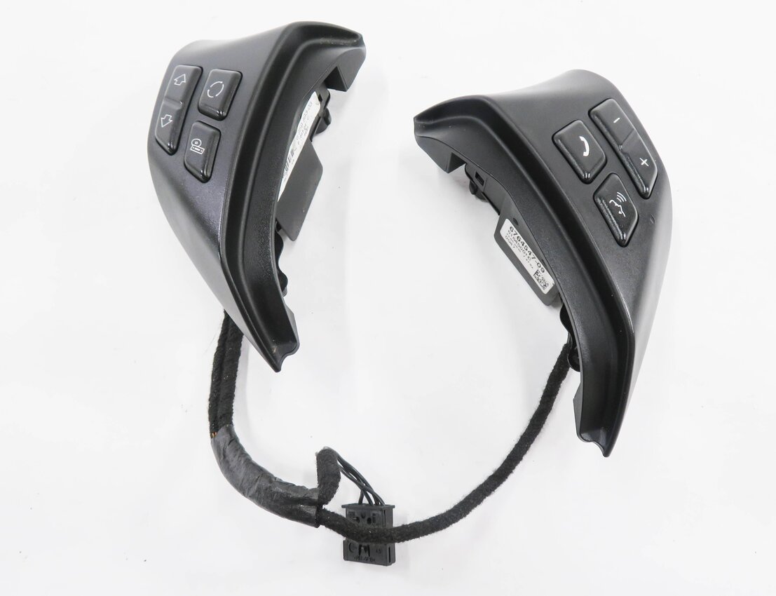 Thumbnail 2: 2011 BMW 335D (E90) STEERING SWITCH BUTTON SET-2