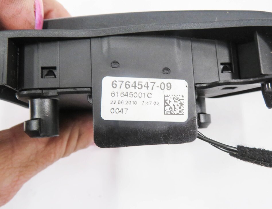 Thumbnail 6: 2011 BMW 335D (E90) STEERING SWITCH BUTTON SET-2
