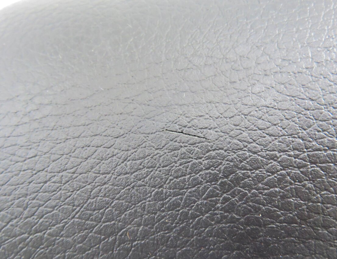 Thumbnail 10: 2011 BMW 335D (E90) REAR SEAT HEADREST SET-3 (BLACK LEATHER LCSW)
