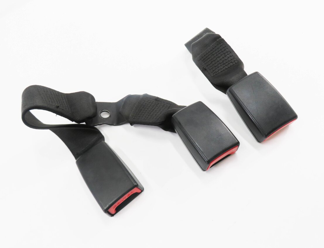 2011 BMW 335D (E90) REAR SEAT SEATBELT BUCKLE RECEIVER SET-3 (BLACK)
