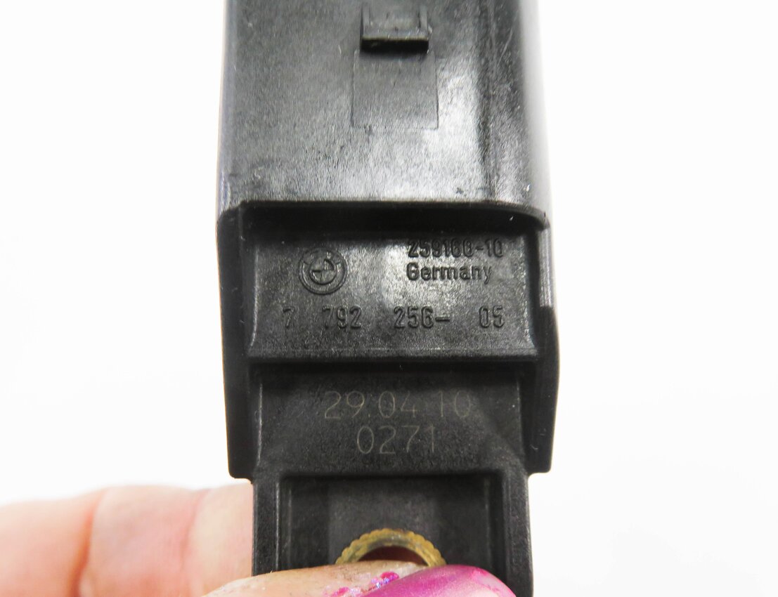 Thumbnail 7: 2011 BMW 335D (E90) 3.0L M57Y DIESEL ENGINE - CAMSHAFT CAM POSITION SENSOR