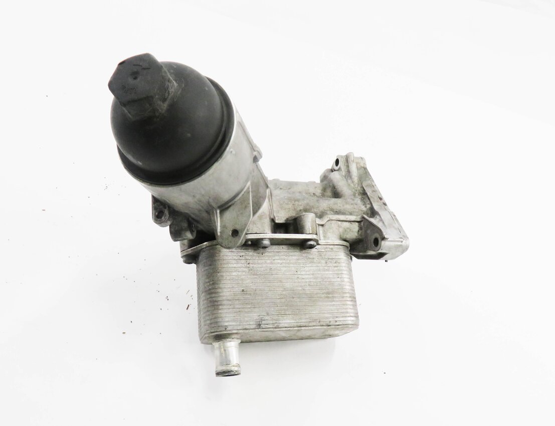 Thumbnail 2: 2011 BMW 335D (E90) 3.0L M57Y DIESEL ENGINE - OIL FILTER HOUSING w/ COOLER