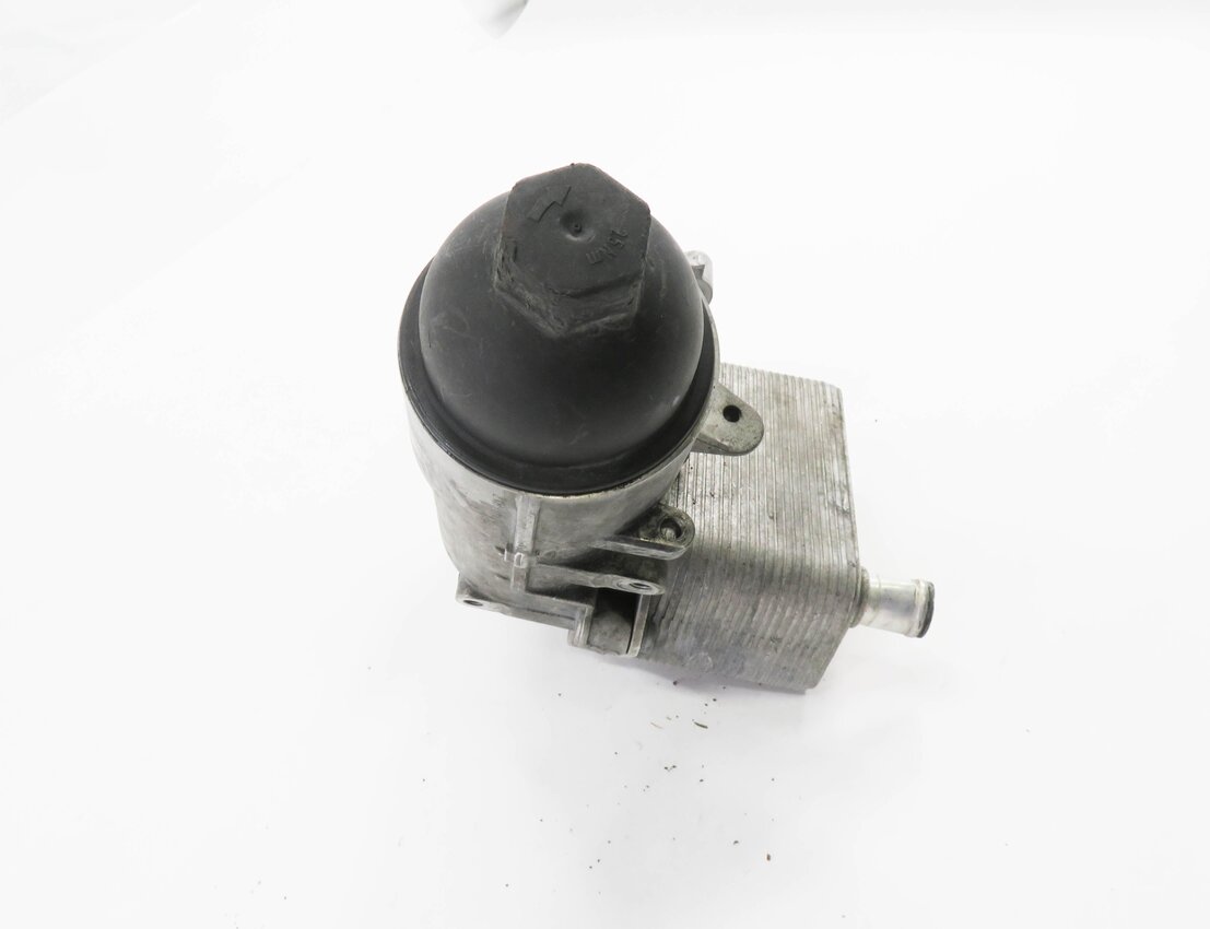 Thumbnail 3: 2011 BMW 335D (E90) 3.0L M57Y DIESEL ENGINE - OIL FILTER HOUSING w/ COOLER