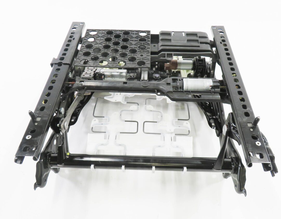 Thumbnail 6: 2016 BMW X5 (F15) LEFT FRONT DRIVER SEAT TRACK w/ MOTORS
