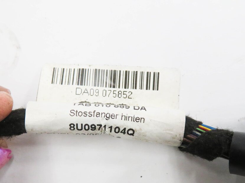 Thumbnail 6: 2017 AUDI Q3 (8U) REAR PDC PARK DISTANCE SENSOR SET w/ HARNESS (MISANO RED N9)