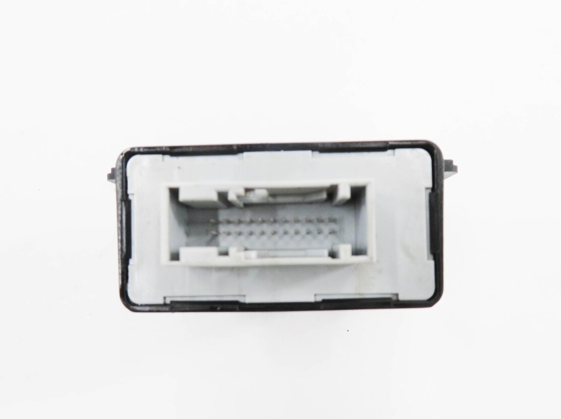 Thumbnail 6: 2017 AUDI Q3 (8U) HEADLIGHT RANGE CONTROL MODULE