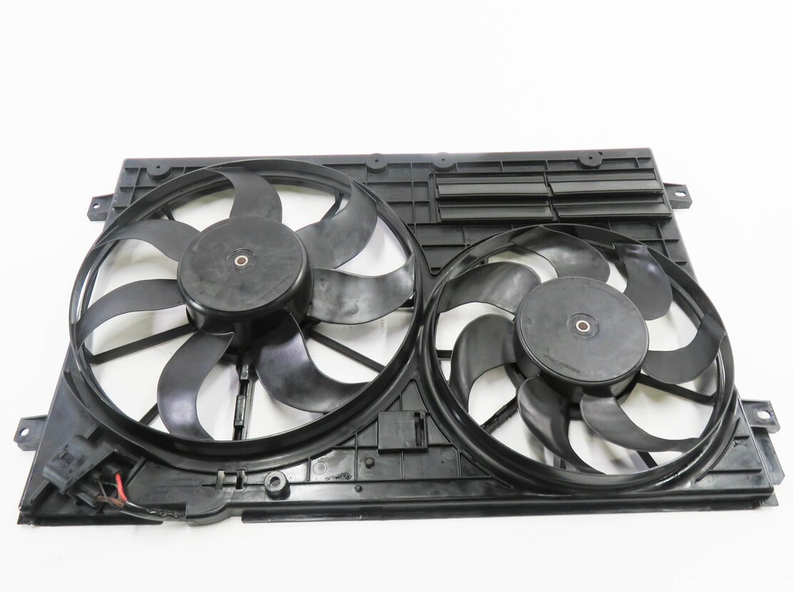 Thumbnail 2: 2016-2018 AUDI A6 Q3 (C7 8U) 2.0L TURBO ENGINE - RADIATOR COOLING FAN ASSEMBLY