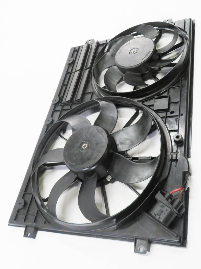 Thumbnail 3: 2016-2018 AUDI A6 Q3 (C7 8U) 2.0L TURBO ENGINE - RADIATOR COOLING FAN ASSEMBLY